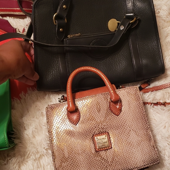 DOONEY BOURKE LOT - Picture 10 of 10